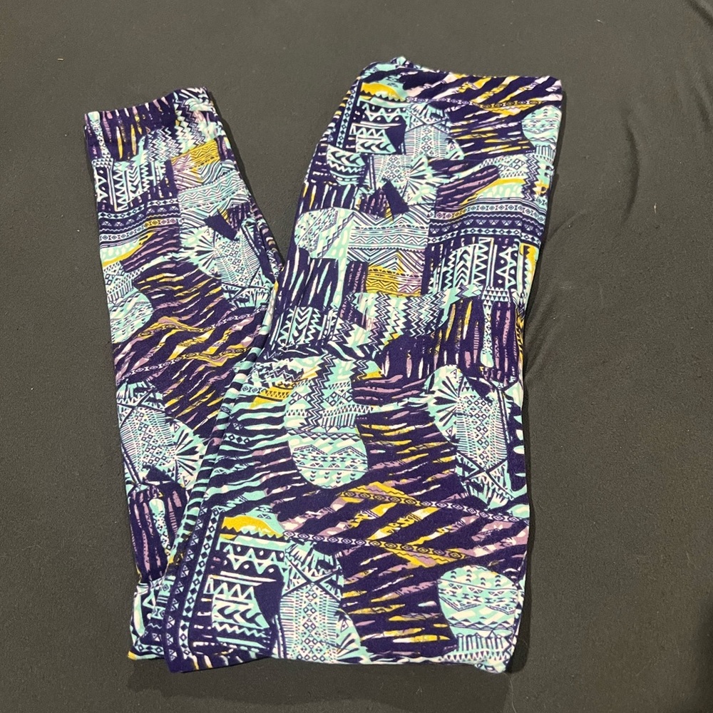 LuLaRoe print legging EUC.